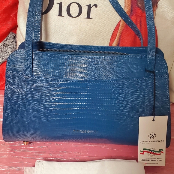 DIVINA FIRENZE Tamara Made in Italy Croc Embossed Genuine Leather Triple - Picture 9 of 9